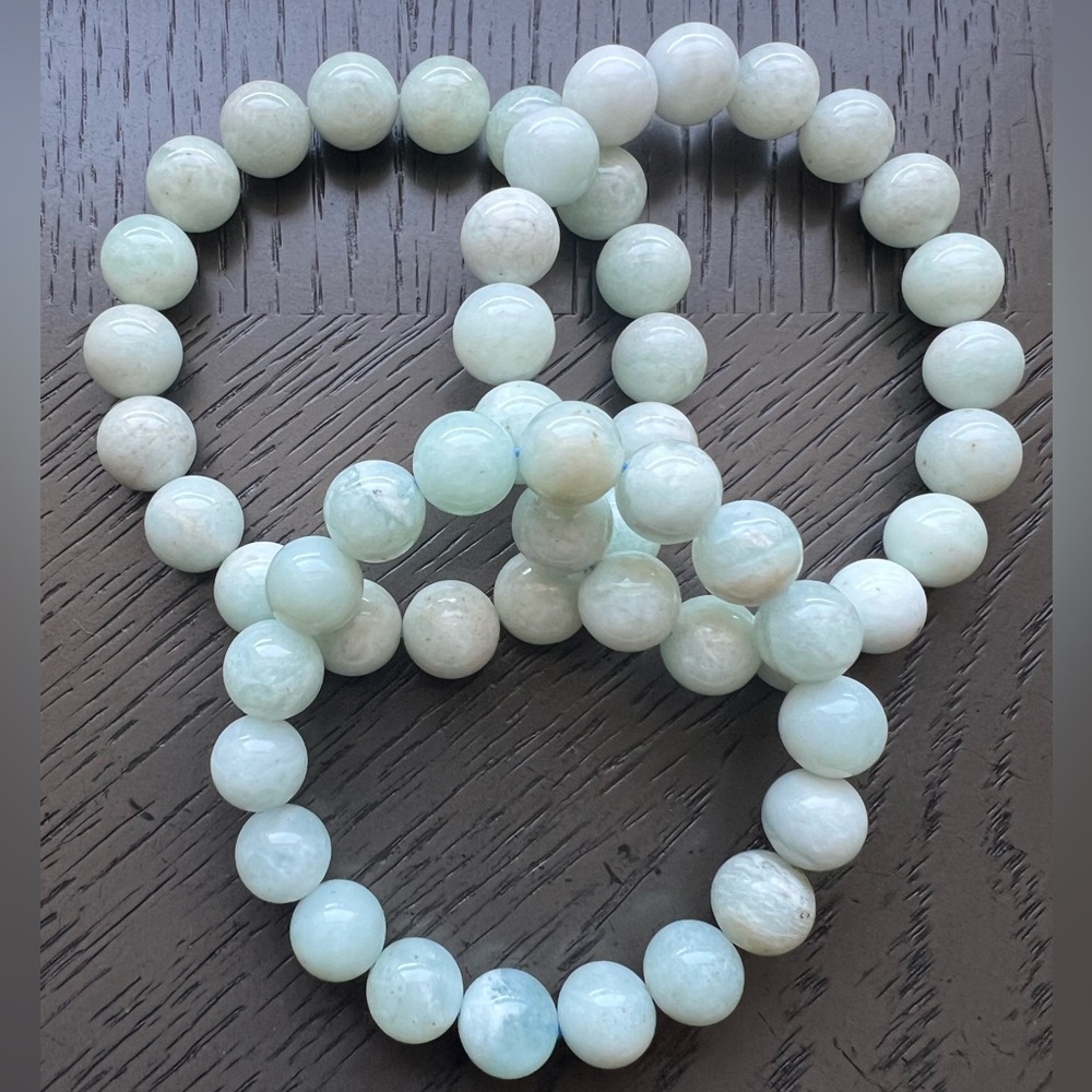 (ONE) Celestite bracelet 11mm SIZE 6.75-7’